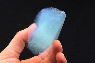 Frozen Smoke Aerogel To Improve Robotic Surgery