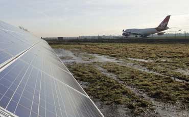 Gatwick-Airport-Solar-panels Gatwick-Airport-Solar-panels