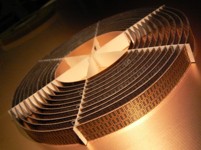 metamaterial-superlens Metamaterials may boost wireless power transfer