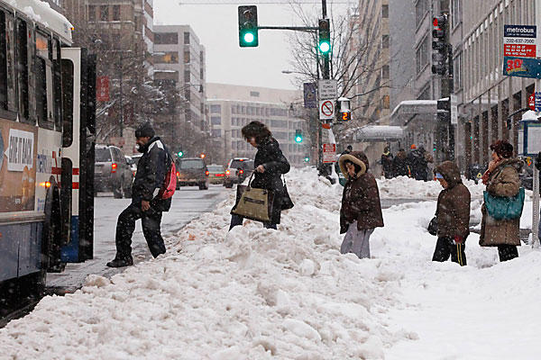 Climate change Climate Change Makes Major Snowstorms More Likely