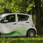Siemens-Cordless-Chgarging-Electric-Vehicle